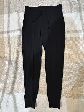 Maven Thread Black Stretch Ponte Pants EUC